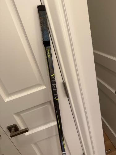 Senior Right Handed W03  Alpha QX Pro Hockey Stick