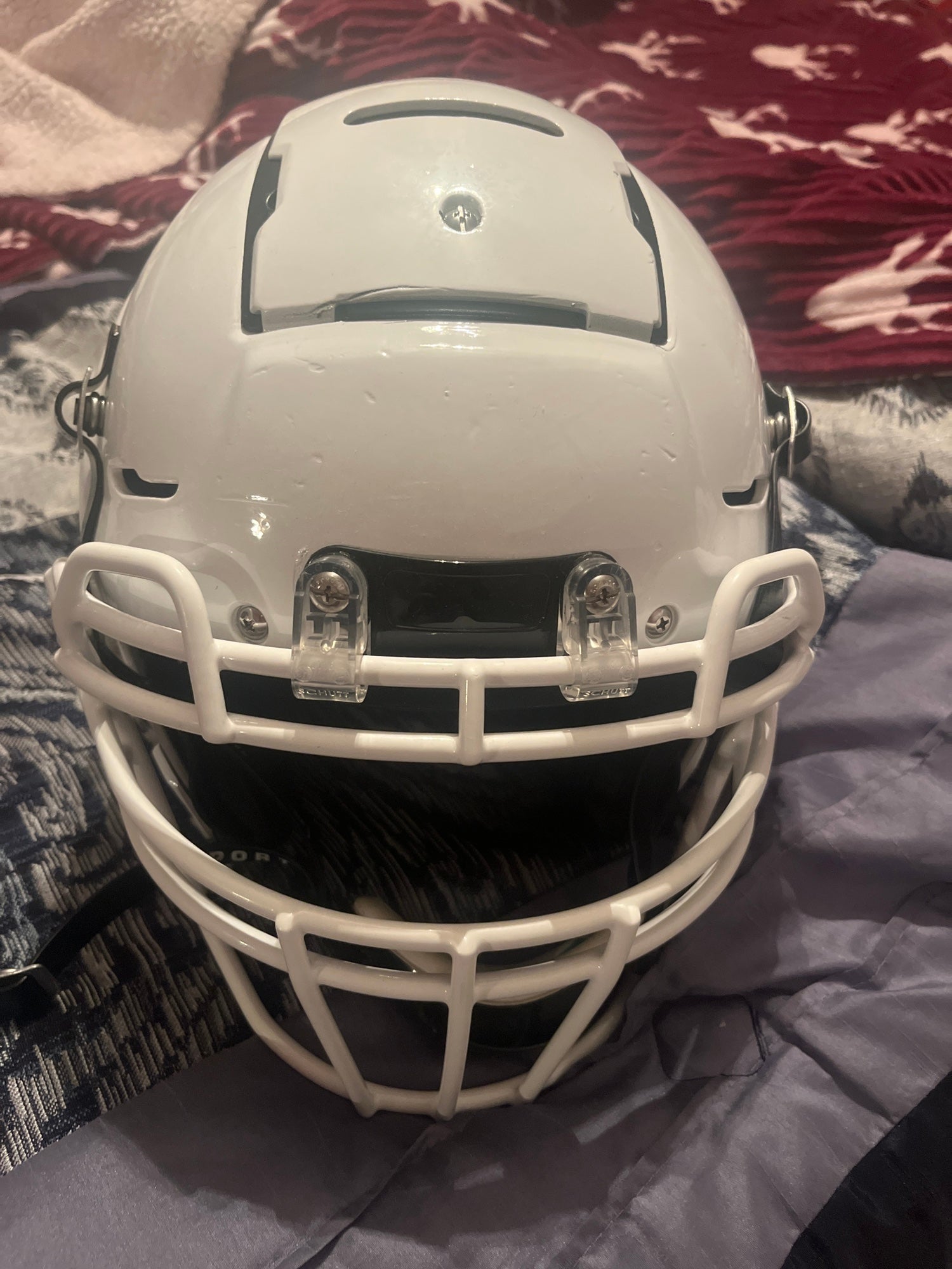 Schutt F7 Helmet Gets Built 