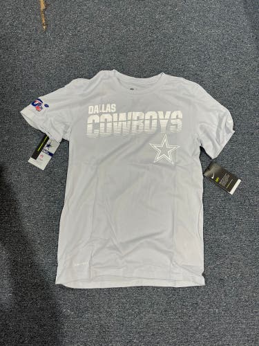 New White Nike Dallas Cowboys T-Shirt Small