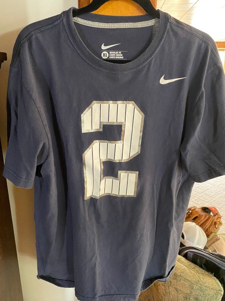 Nike, Shirts & Tops, Gray Yankees Tshirt