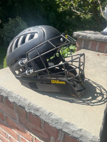 Wilson A5500 Shock FX Catchers Helmet