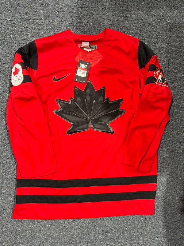 Nike Official Ladies Team Canada Hockey Jersey - Size medium.