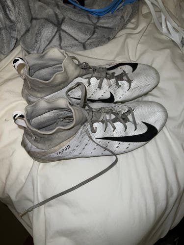Size 14 (Women's 15) Mid Vapor untouchable 3