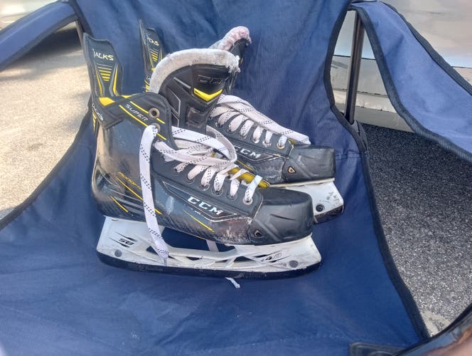Used Senior CCM Super Tacks Hockey Skates Regular Width Size 8
