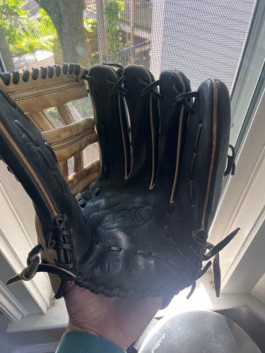 A2k outfield Baseball glove 12.75 size , perfectly broken in for two in the pinky