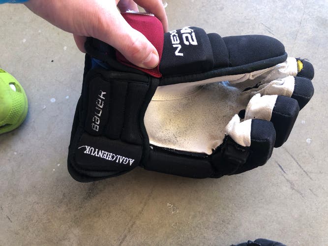 Pro Stock Hockey Glove