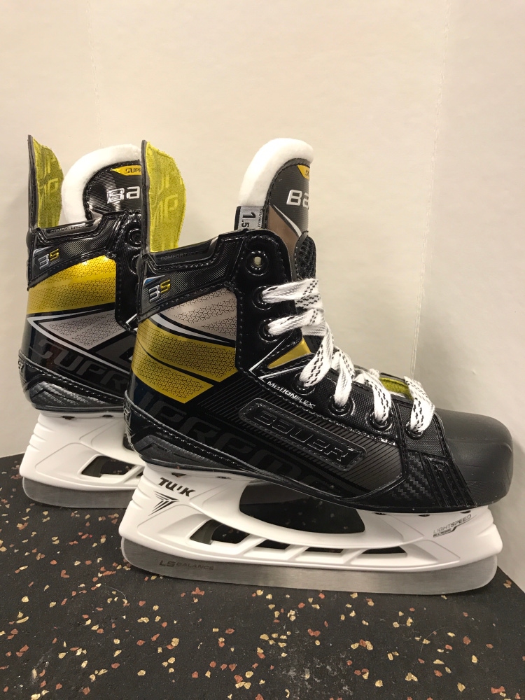 Junior New Bauer Supreme 3S Hockey Skates Extra Wide Width Size 1.5