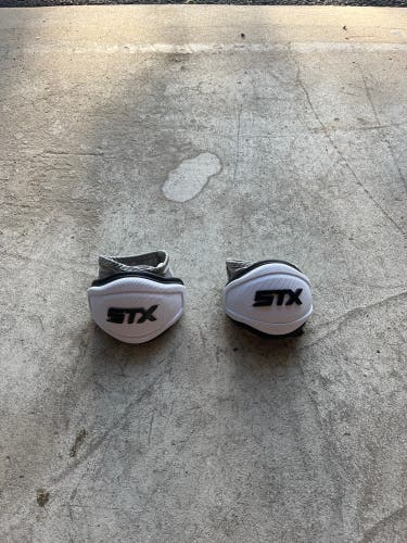 Used Medium STX Stallion 900 Arm Pads