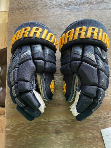 Warrior 14" Pro Stock Gloves