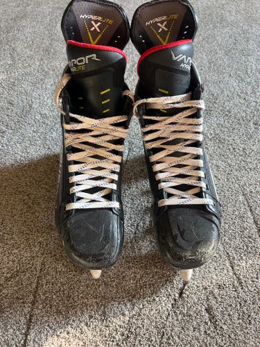 Used Bauer Regular Width   Size 7 Vapor Hyperlite Hockey Skates