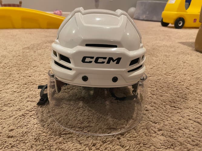Used Large CCM  Tacks 720 Helmet