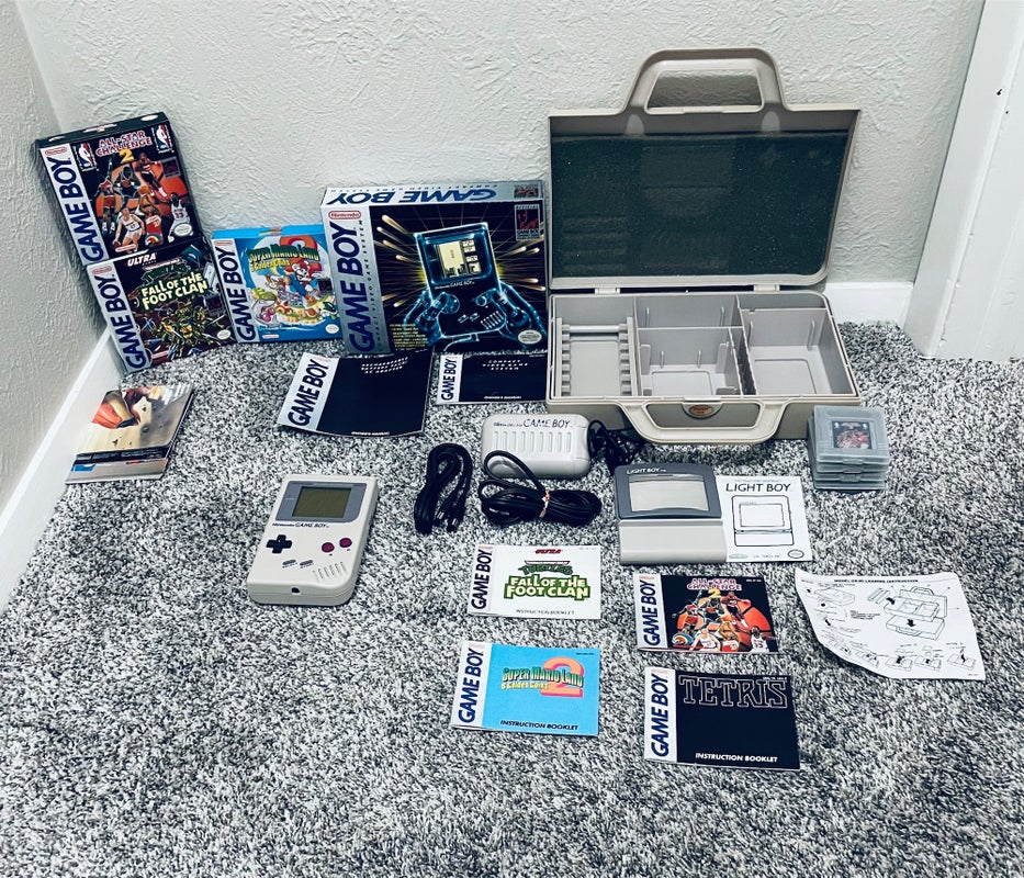 Original Nintendo Game Boy System Console Complete Box GREAT Shape w/ Tetris!
