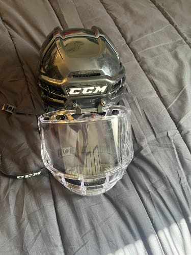 Used Medium CCM Super Tacks X Helmet