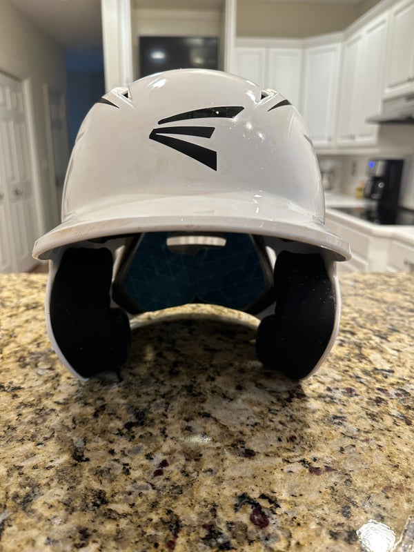 Used 7 1/8 - 7 3/4 Easton Elite X SR Batting Helmet