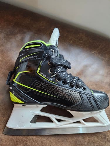 Used Bauer GSX Hockey Goalie Skates Regular Width Size 2