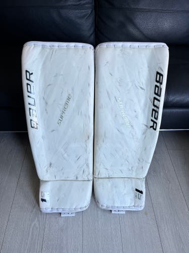 Used 33" Bauer Supreme 1S Goalie Leg Pads