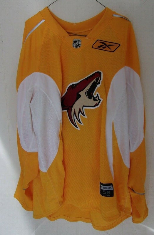 Phoenix Coyotes unused gold #16 Reebok practice jersey size 58 (everything sewn on) from 2009-2011