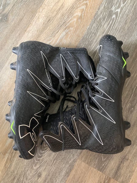 Black Used Size 9.0 (Women's 10) Under Armour Highlight Cleats