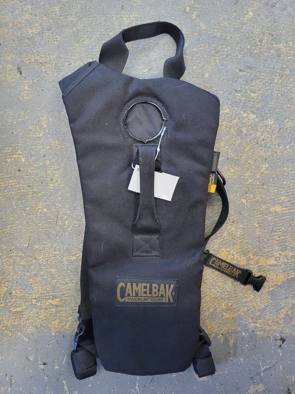 Used Camelbak Thermobak 2l Camping And Climbing Backpacks