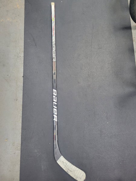 Used Easton V5E 65 Flex Pattern E3 Senior One Piece Sticks Senior One Piece  Sticks