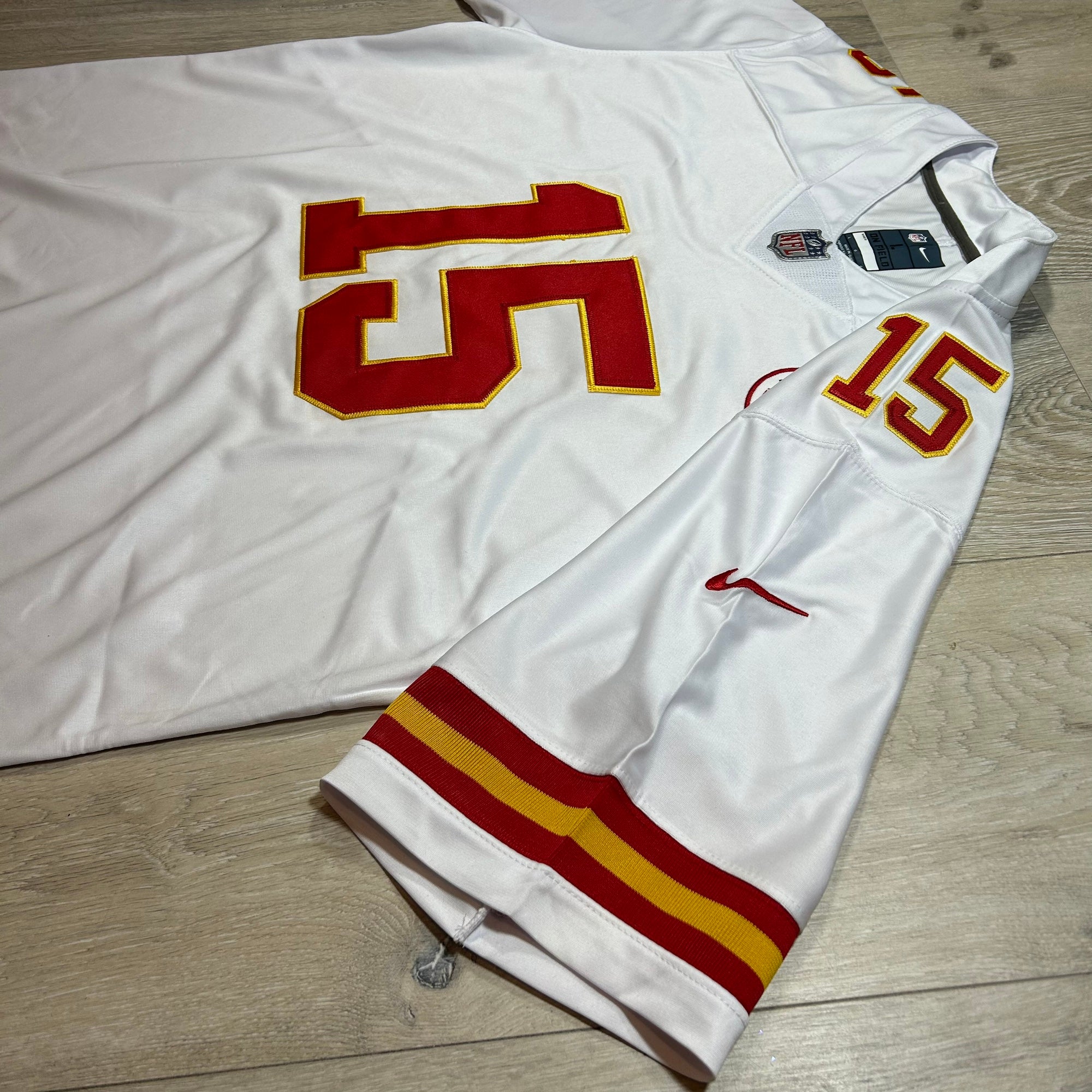 Men's Nike Patrick Mahomes White Kansas City Chiefs Game Jersey Size: 3XL