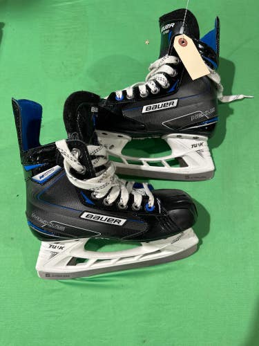 Junior Used Bauer Nexus N2700 Hockey Skates D&R (Regular) 3.5