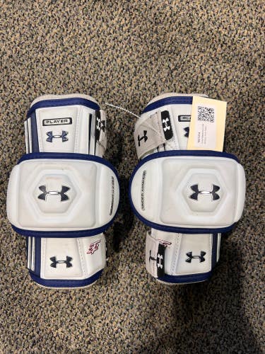 Used Medium Under Armour 2T2 Arm Pads