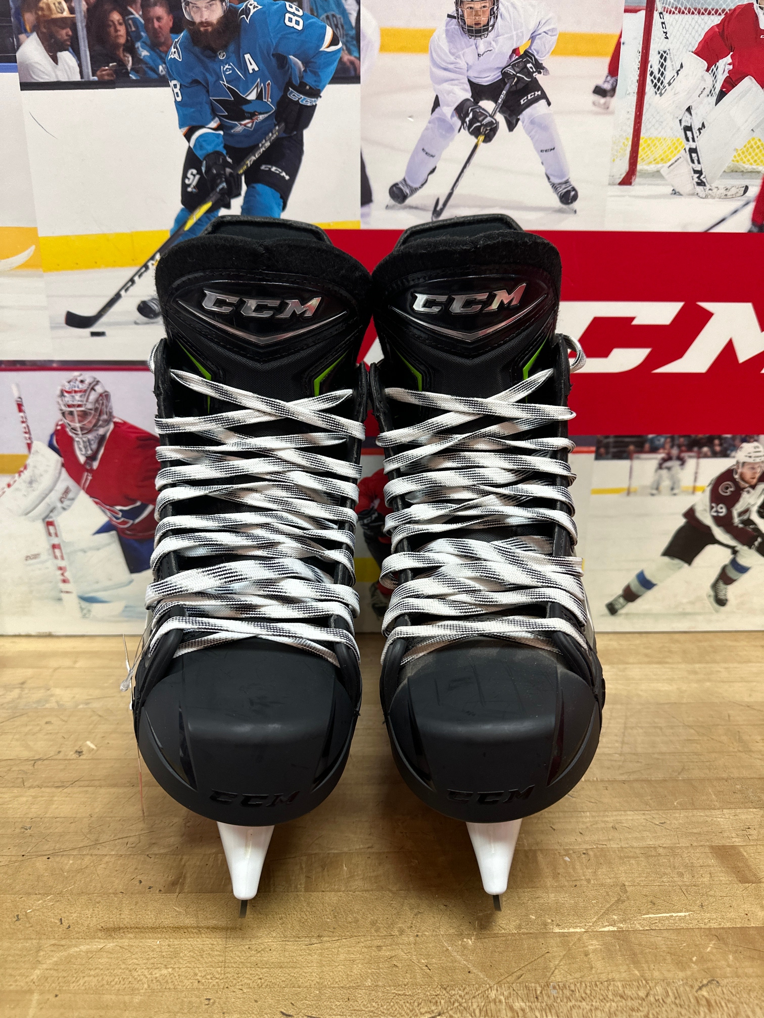 Senior New CCM RibCor 80K Hockey Skates Size 6 EE