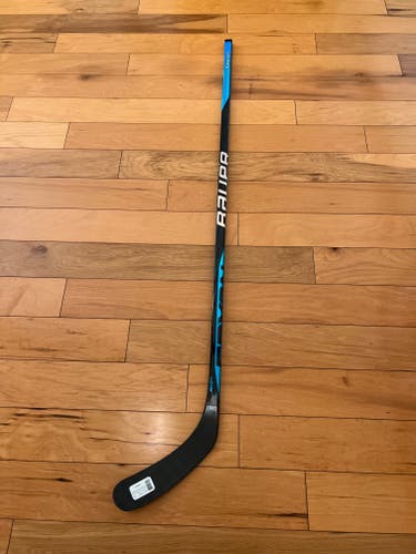 New Bauer Sync Hockey Stick P92/70 Flex/Right Handed