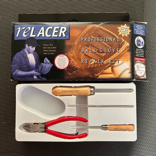 Markwort Deluxe Pro Relacer Kit (TOOLS ONLY. NO LACES. NO INSTRUCTION)