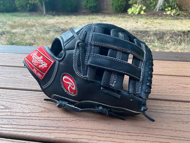 Rawlings Gold Glove Softball 11.75” GG17FPB Black
