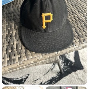 Vintage Pittsburgh Pirates Hat Size 7 Fitted