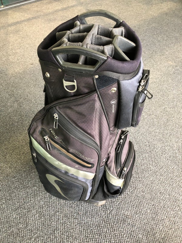Used Men's Nike Carry Bag