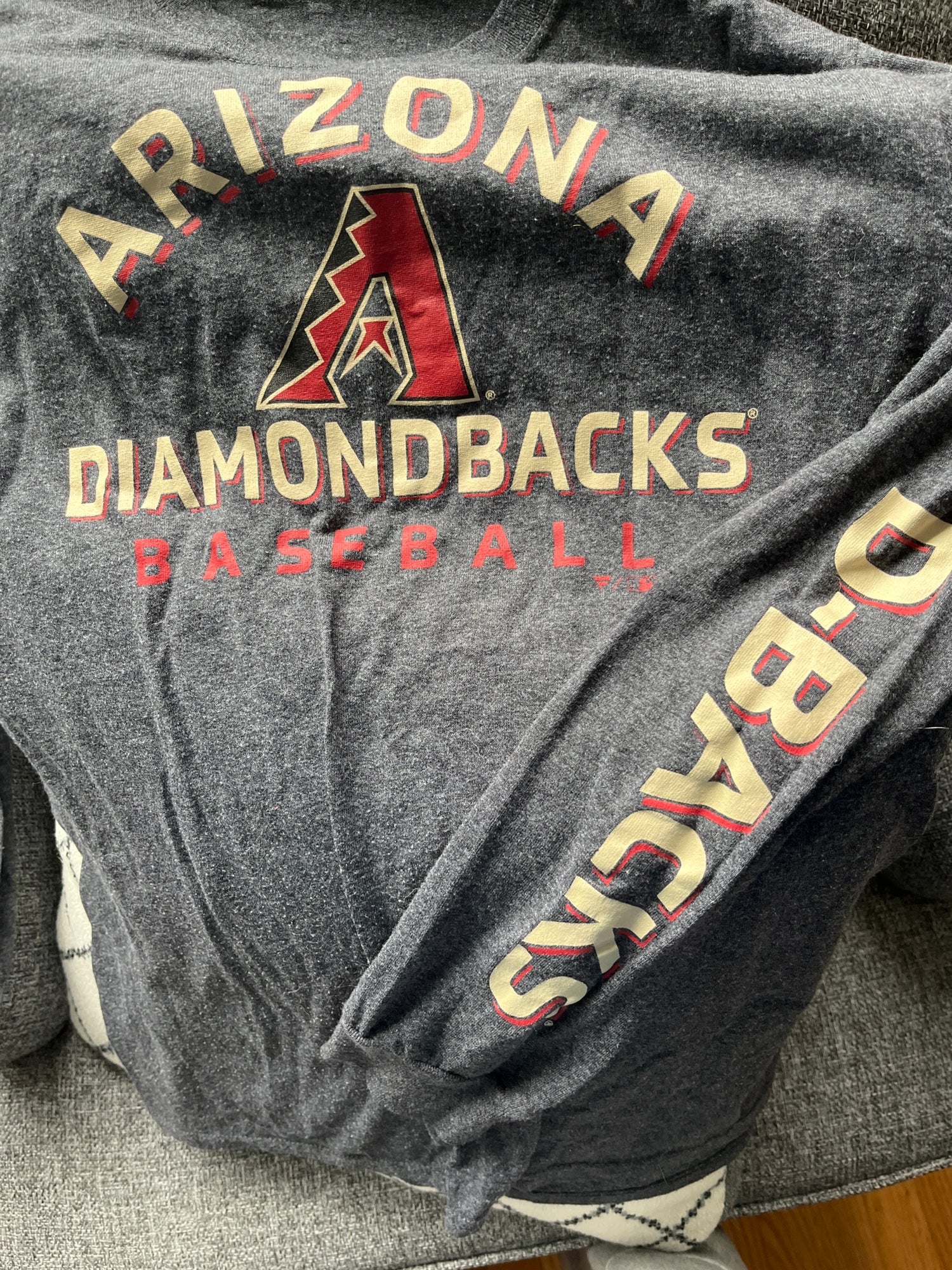 Arizona diamondbacks Long Sleeve Adult Medium Dbacks