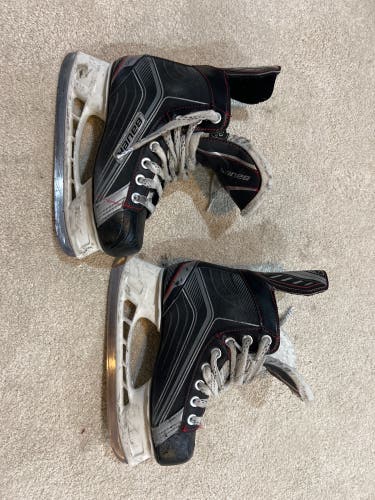 Used Bauer Regular Width Size 3 Vapor X200 Hockey Skates