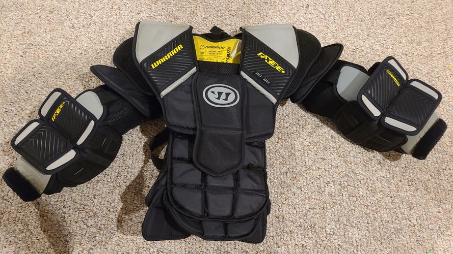 Used Medium/Large Warrior RX3E+ Goalie Chest Protector