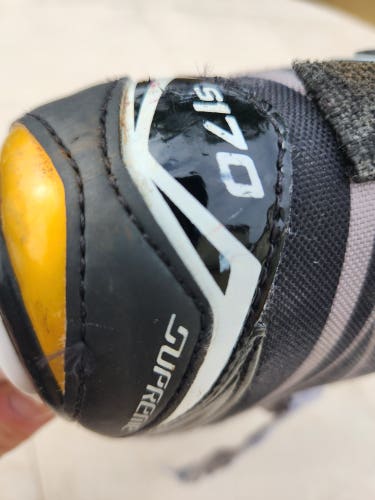 Senior Used Bauer Supreme S170 Hockey Goalie Skates Regular Width Skate Size 8.5, US10 (UK9, EUR44)
