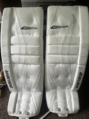 30" Bauer  Reactor 7000 Goalie Leg Pads