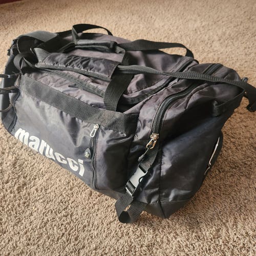Marucci Sports Utility Duffel Bag. Holds up to 2 baseball bats. Fits helmet, gloves, cleats!