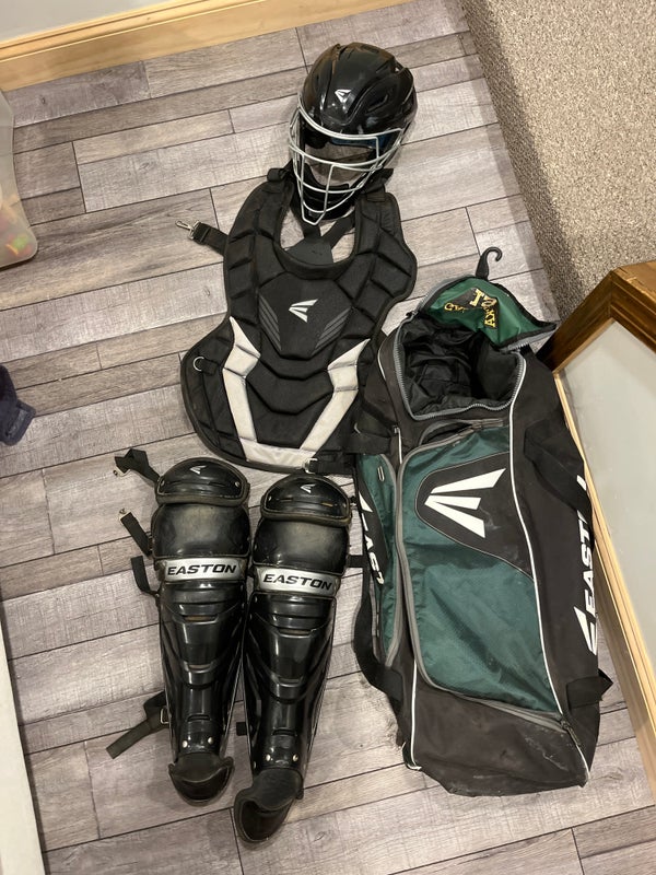 Easton Catchers Gear Box Set (age 13-15) - sporting goods - by owner - sale  - craigslist