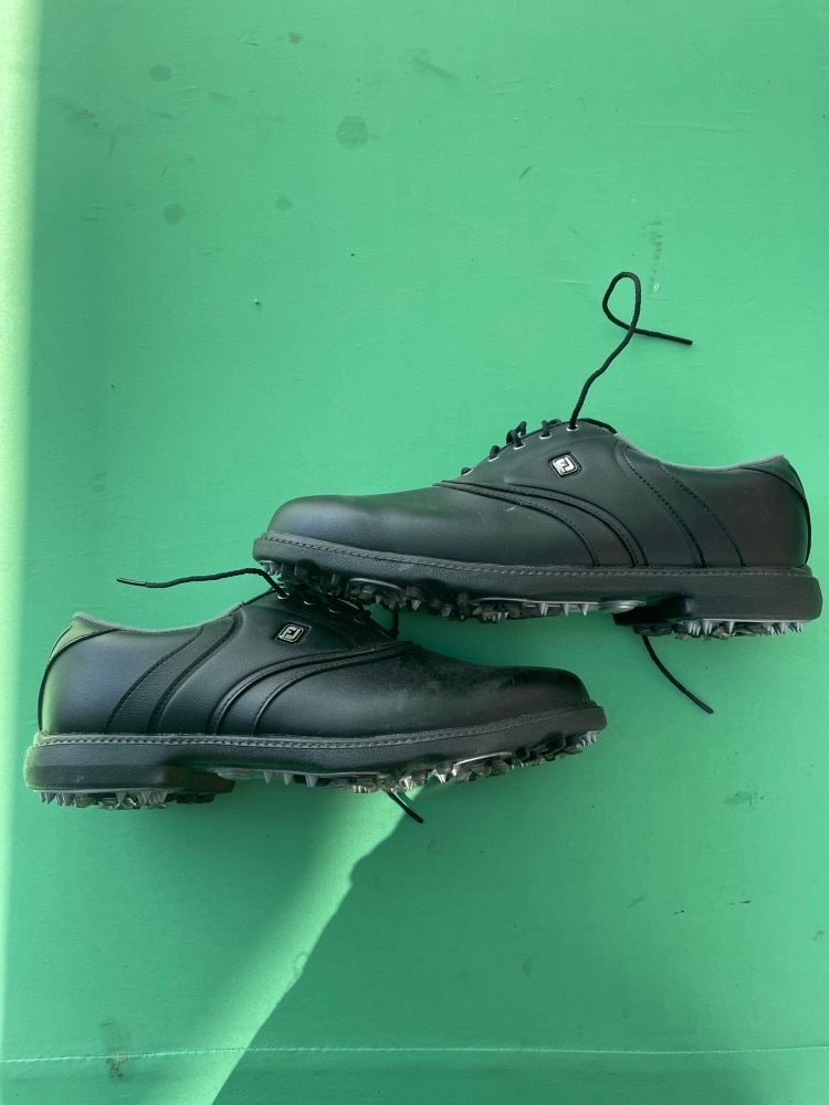 Used Men's 10.0 Footjoy Golf Shoes
