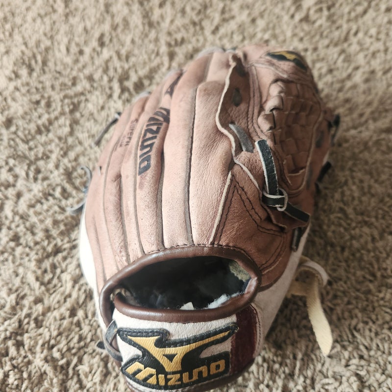 Mizuno Right Hand Throw Prospect Baseball Glove 10" With power close and sure fit