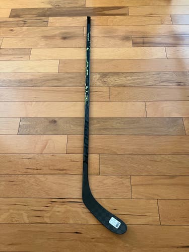 New Bauer AG5NT Hockey Stick P28/70 Flex/Left Handed