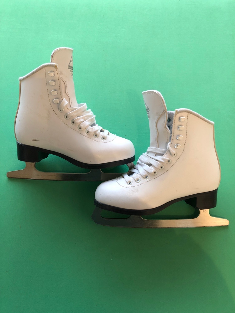 Used Jackson Glacier 350 Figure Skates - Size: 3.0
