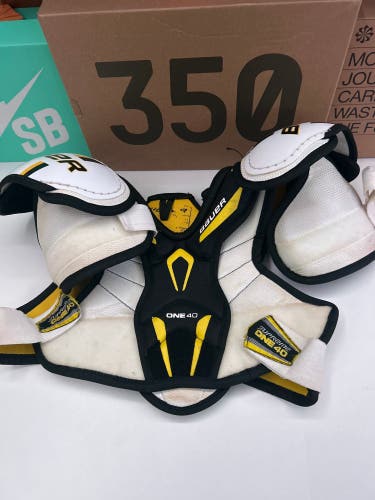 Bauer shoulder pads