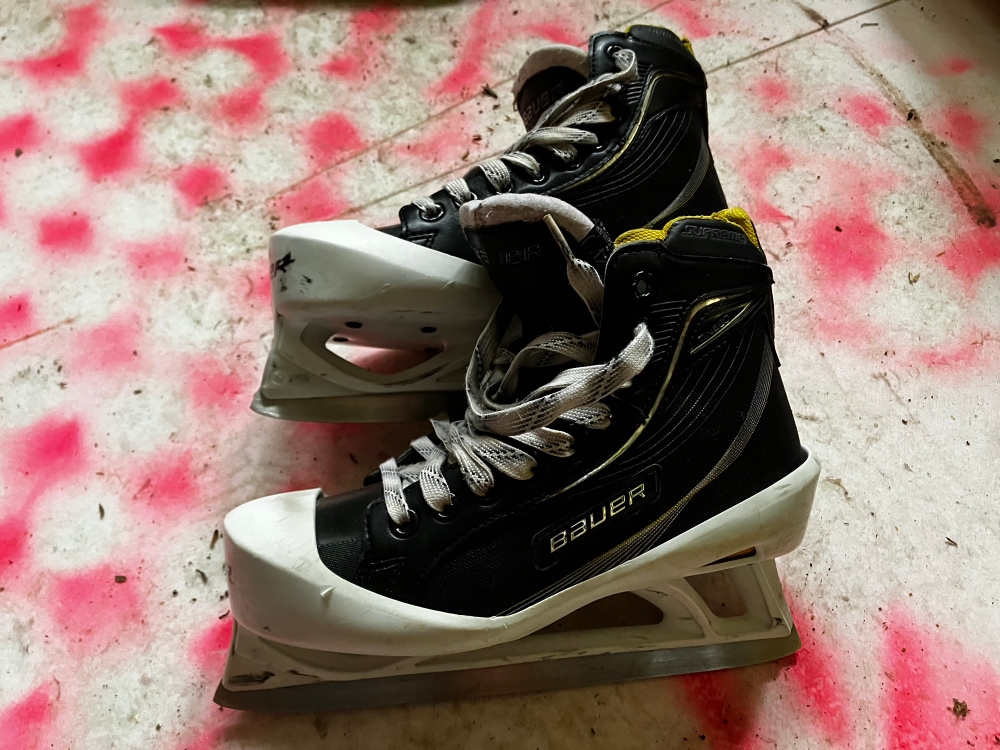 Used Bauer Regular Width  Size 4 Supreme One60 Hockey Goalie Skates