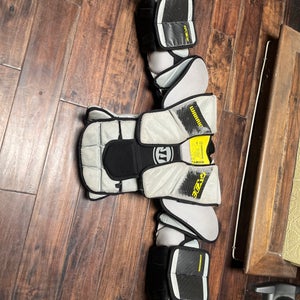 Warrior Ritual X3E Goalie Chest Protector Small/Medium
