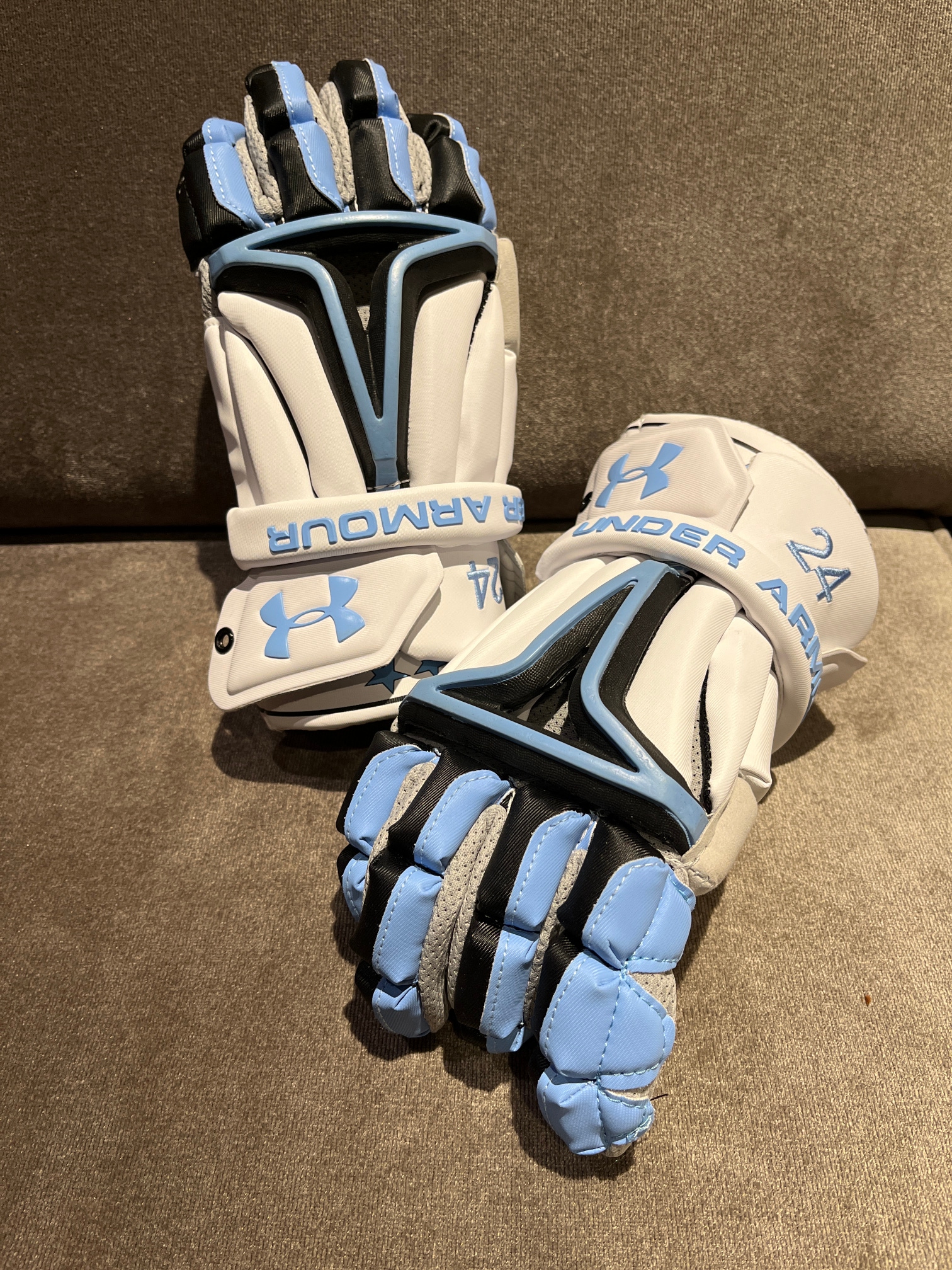 New Johns Hopkins Under Armour BioFit 2 Lacrosse Gloves 13"
