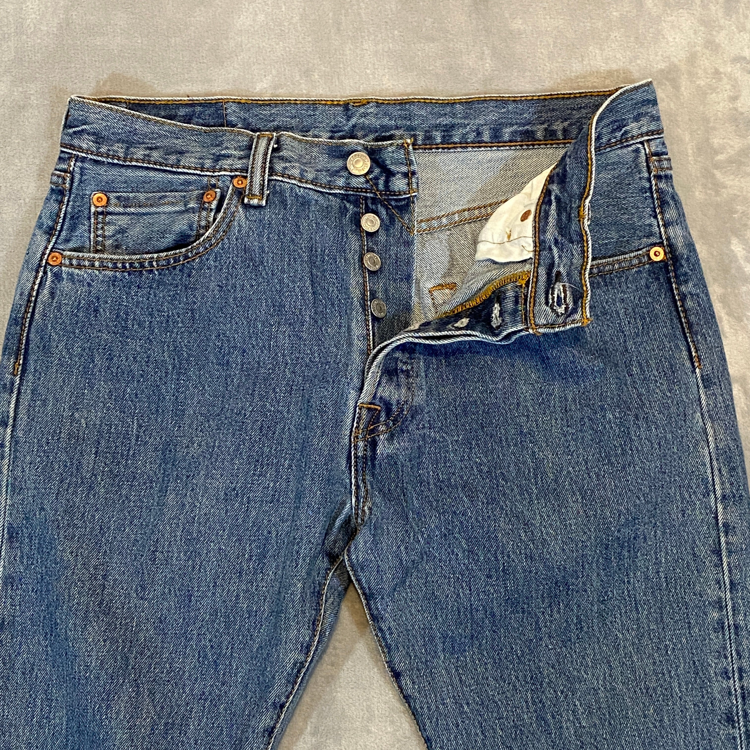 Levis 501 Jeans Men 32x30 Blue Straight Leg Button-Fly Medium