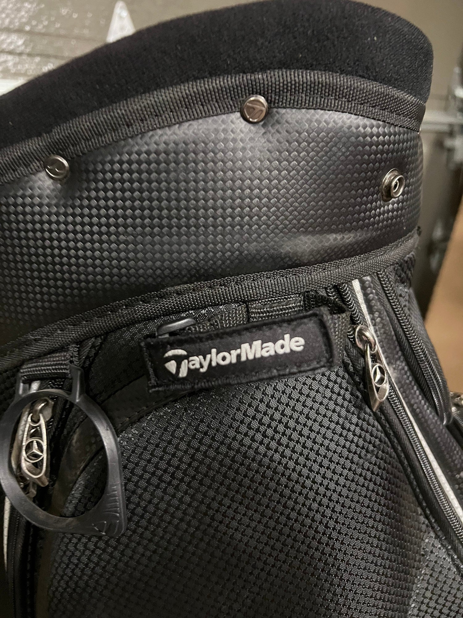 TaylorMade Mercedes-Benz RARE Cart Golf Bag
